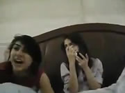 巴基斯坦大學兩位女生在網絡直播